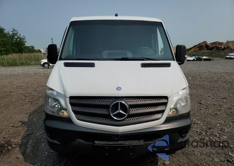 2015 Mercedes-Benz Sprinter 2500 z USA, uszkodzony, nr VIN WD3PE7CC4F5971474